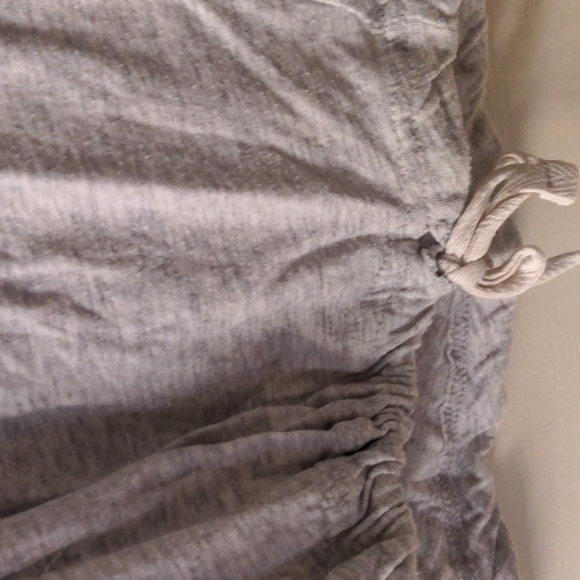 ❤️ Moda International Gray Tee Small - Picture 2 of 7